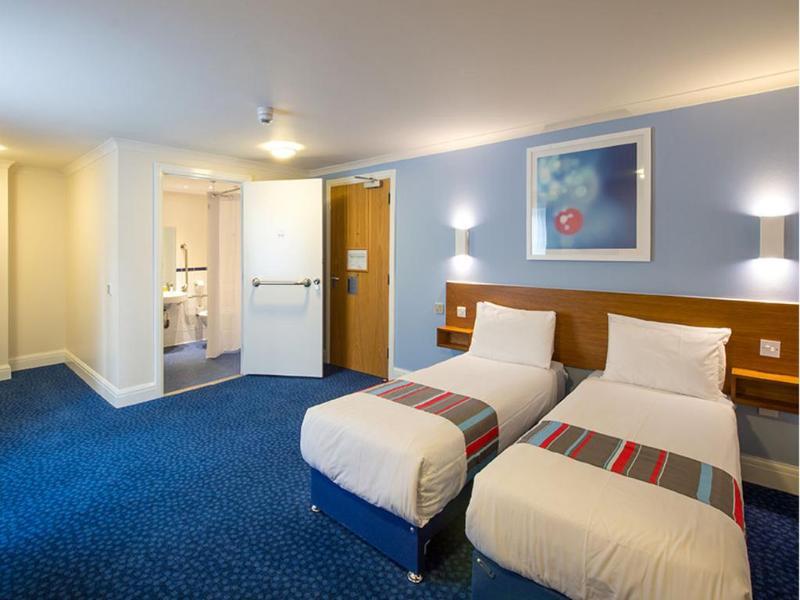 Travelodge London Richmond Central Ngoại thất bức ảnh